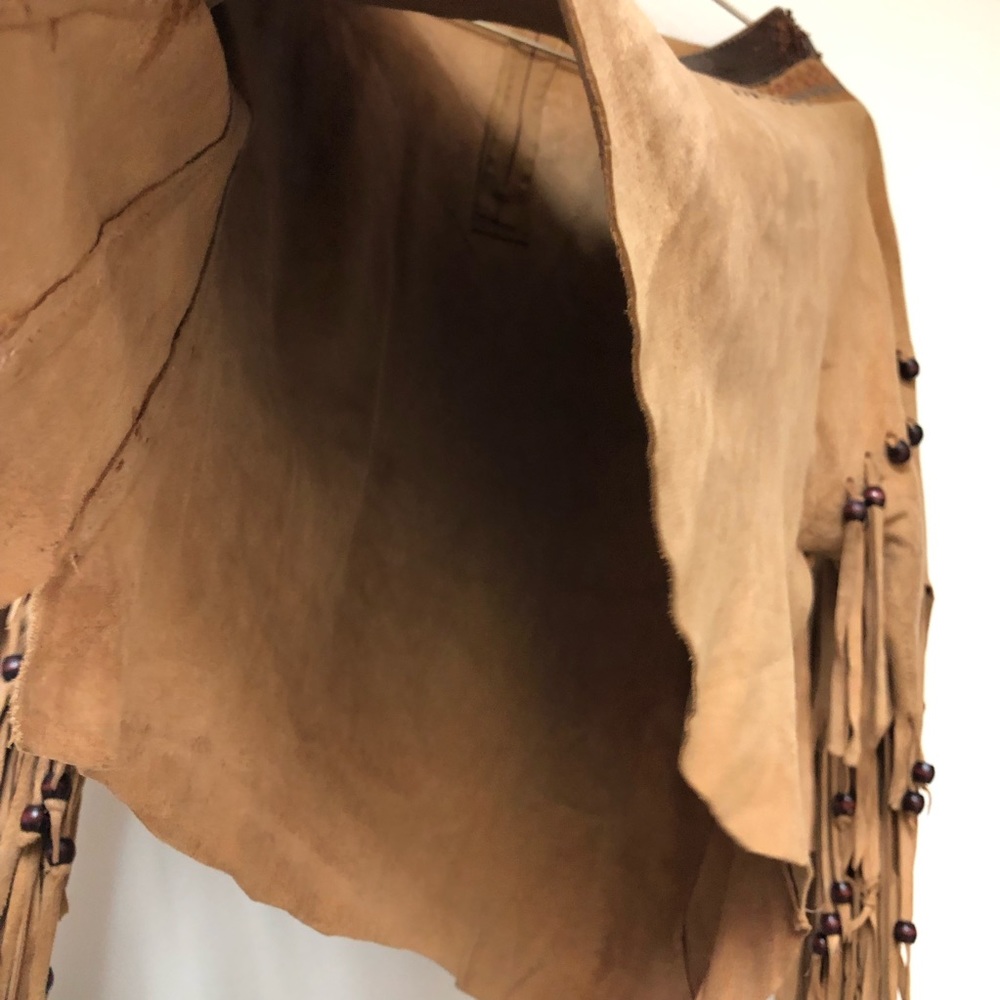 Vintage Hand Painted Suede Python Wood Beaded Top - image 2